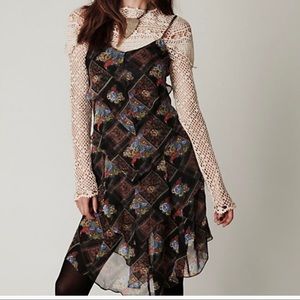 Free People Daisy Chain Tiered Flowy Dress!!